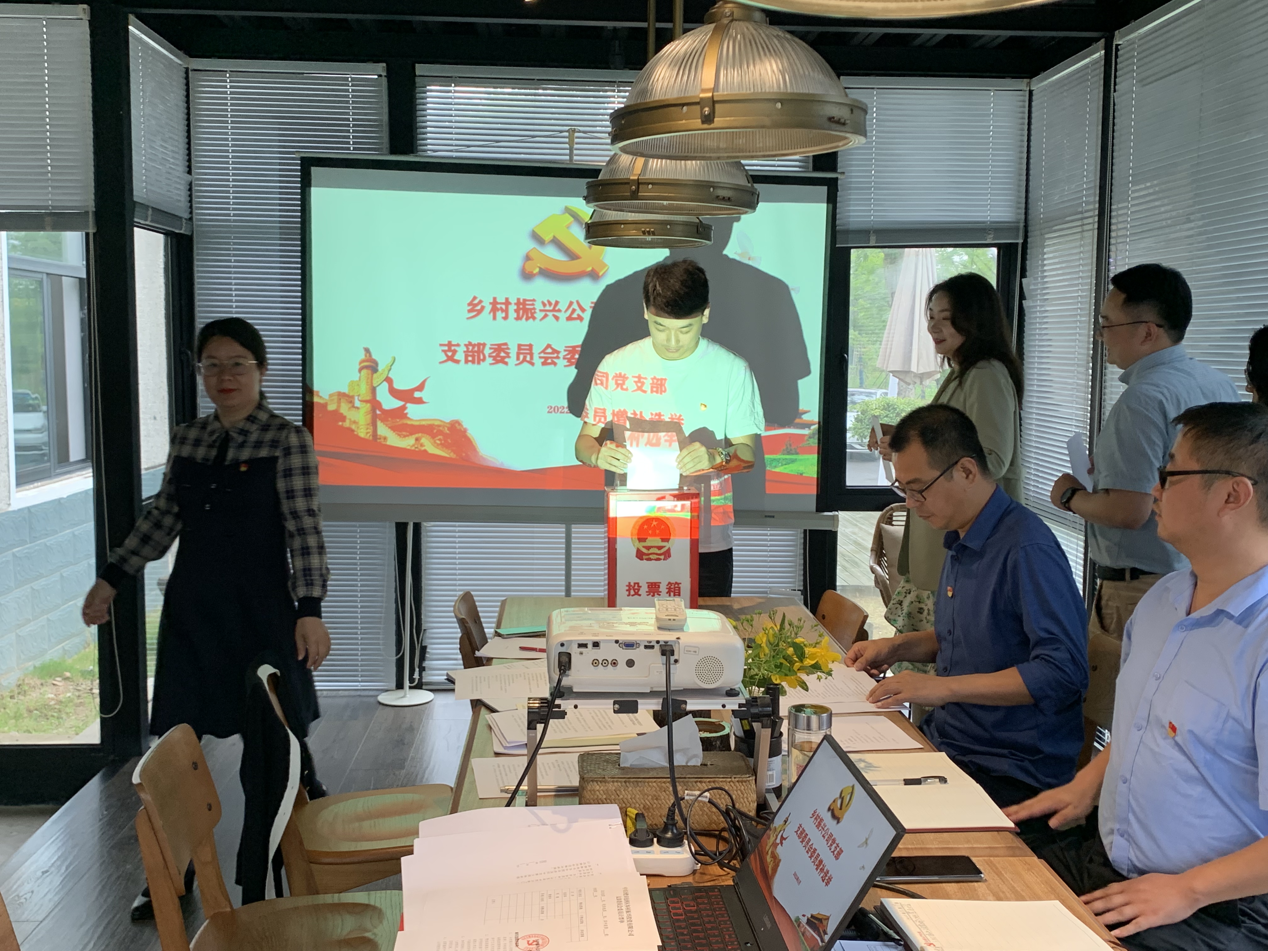 亿万28官网-追求健康,你我一起成长